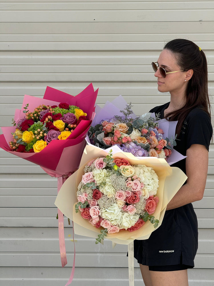Luxury Hand-Tied Bouquet of Fresh Roses and Seasonal Flowers | Le Boutique Royal