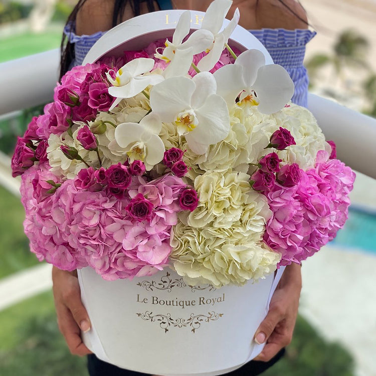 Hortensias y orquídeas rosadas y blancas – Arreglo floral de lujo en Miami | Le Boutique Royal