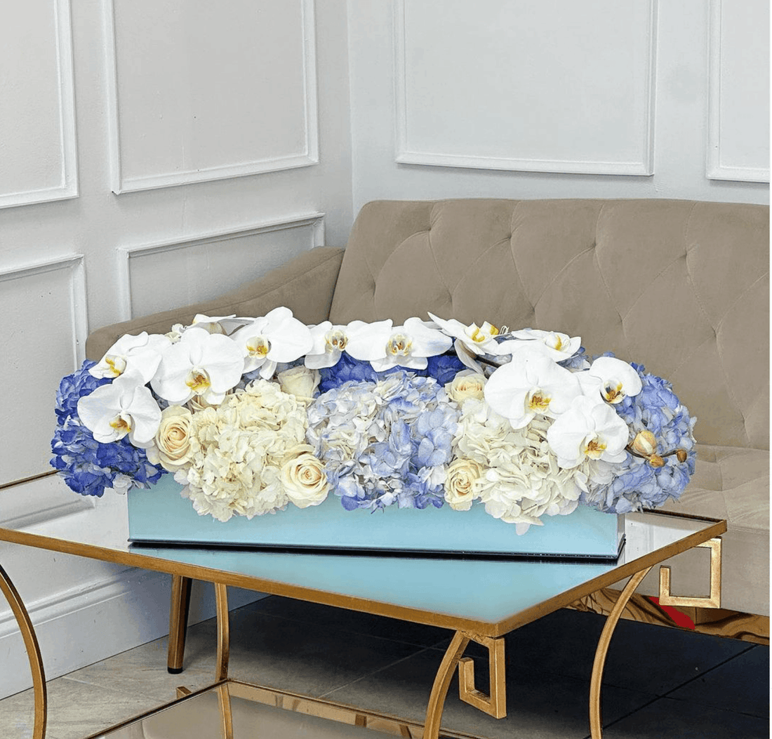 blue and white flowers vase