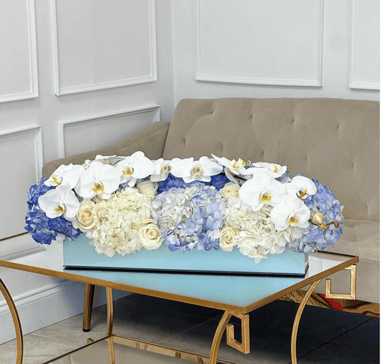blue and white flowers vase