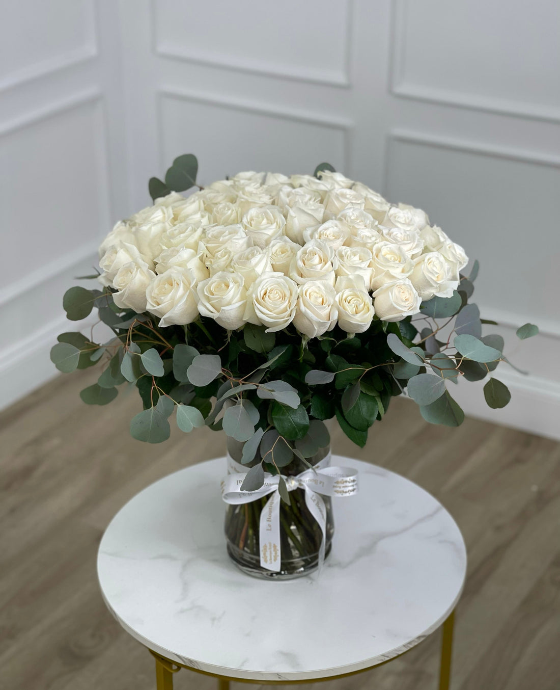 Luxury White Roses in Elegant Vase | Le Boutique Royal