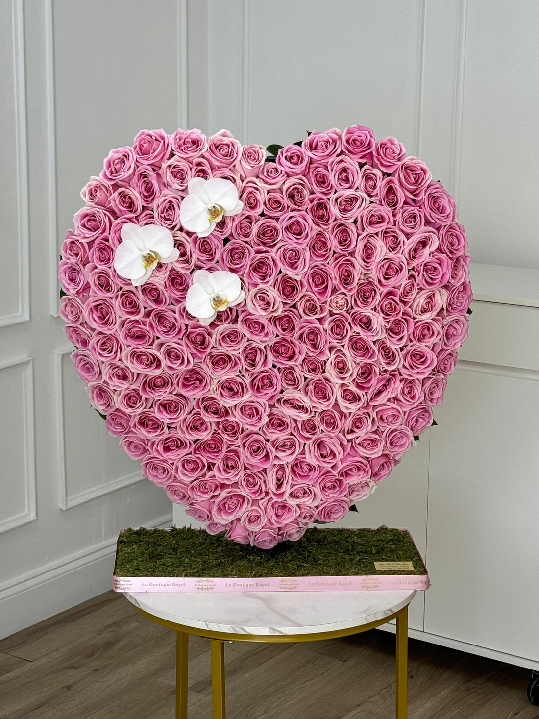 Corazón grande de rosas fucsias