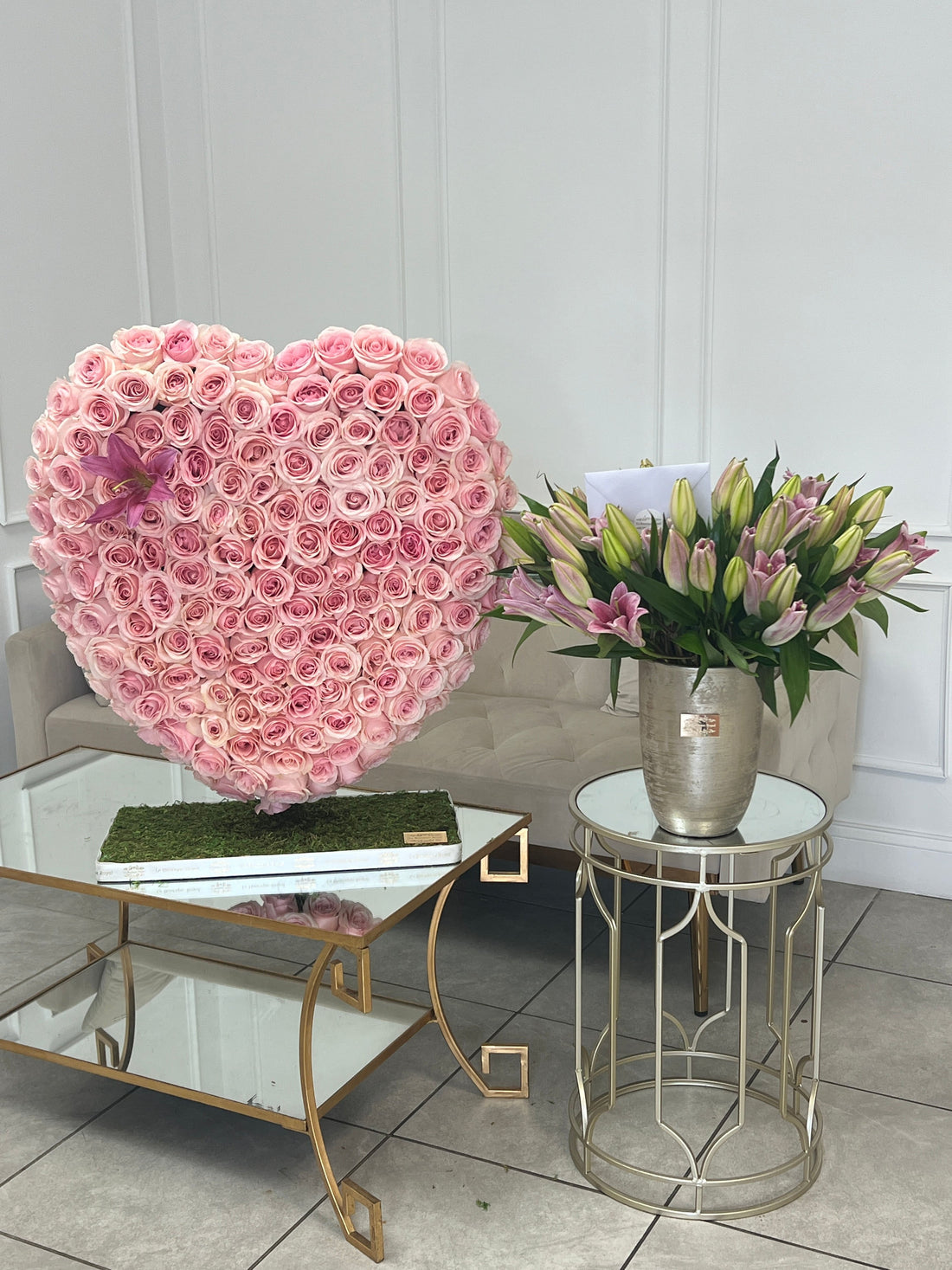 Corazón de rosas rosadas