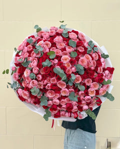 
                    
                      large long stem rose bouquet
                    
                  