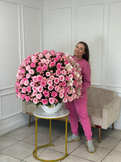 
                    
                      thousand roses in a vase
                    
                  