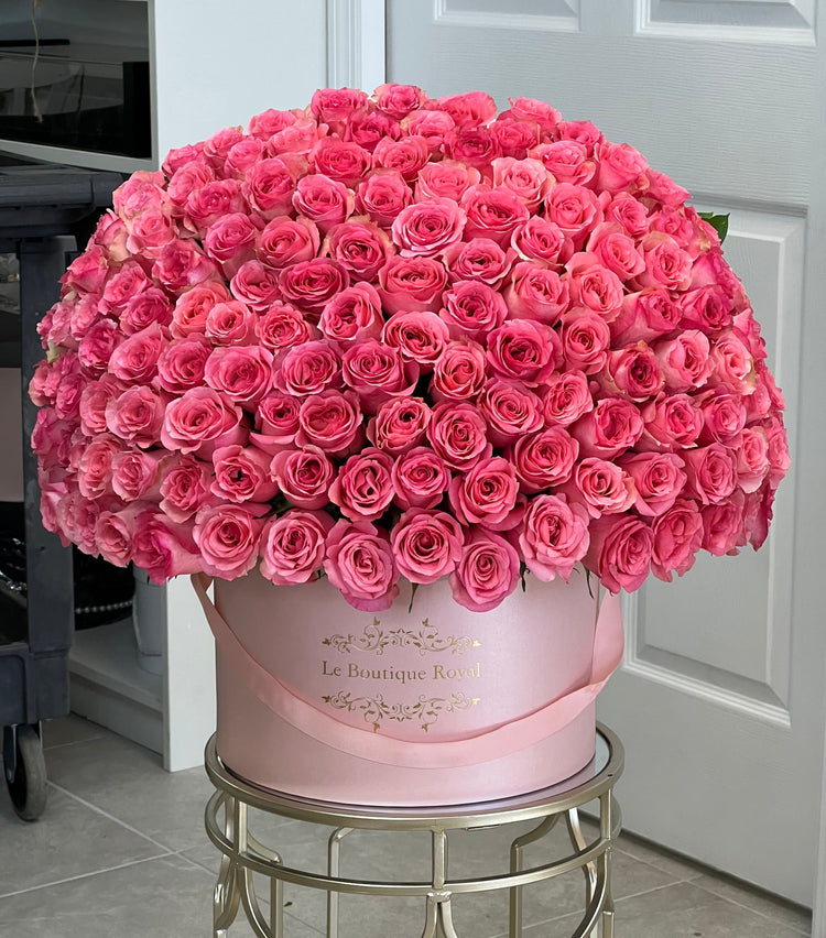 Rosas rosadas en caja exclusiva – Arreglo floral de lujo | Le Boutique Royal