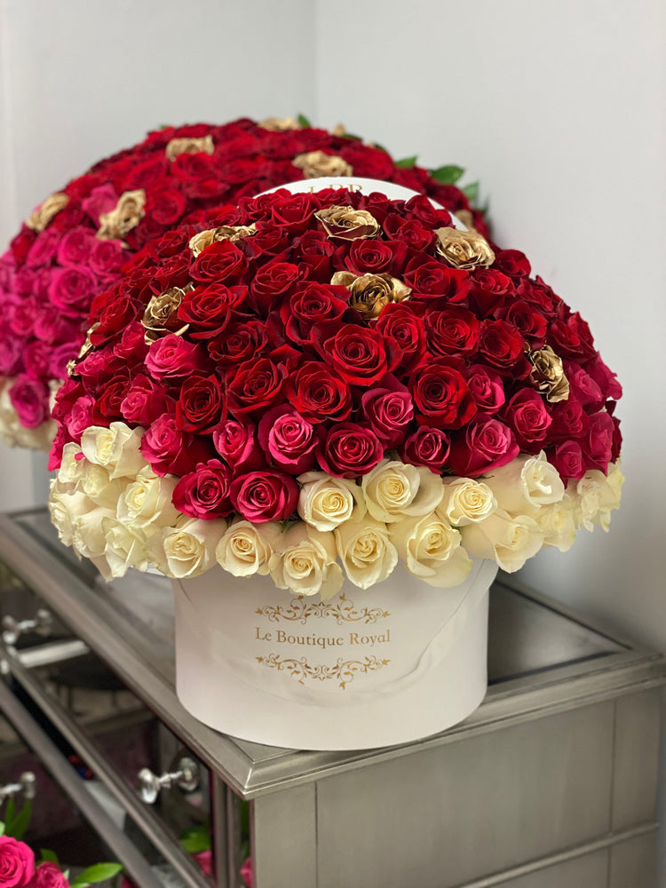 Rosas degradadas rosadas y rosadas en caja exclusiva – Arreglo floral de lujo | Le Boutique Royal
