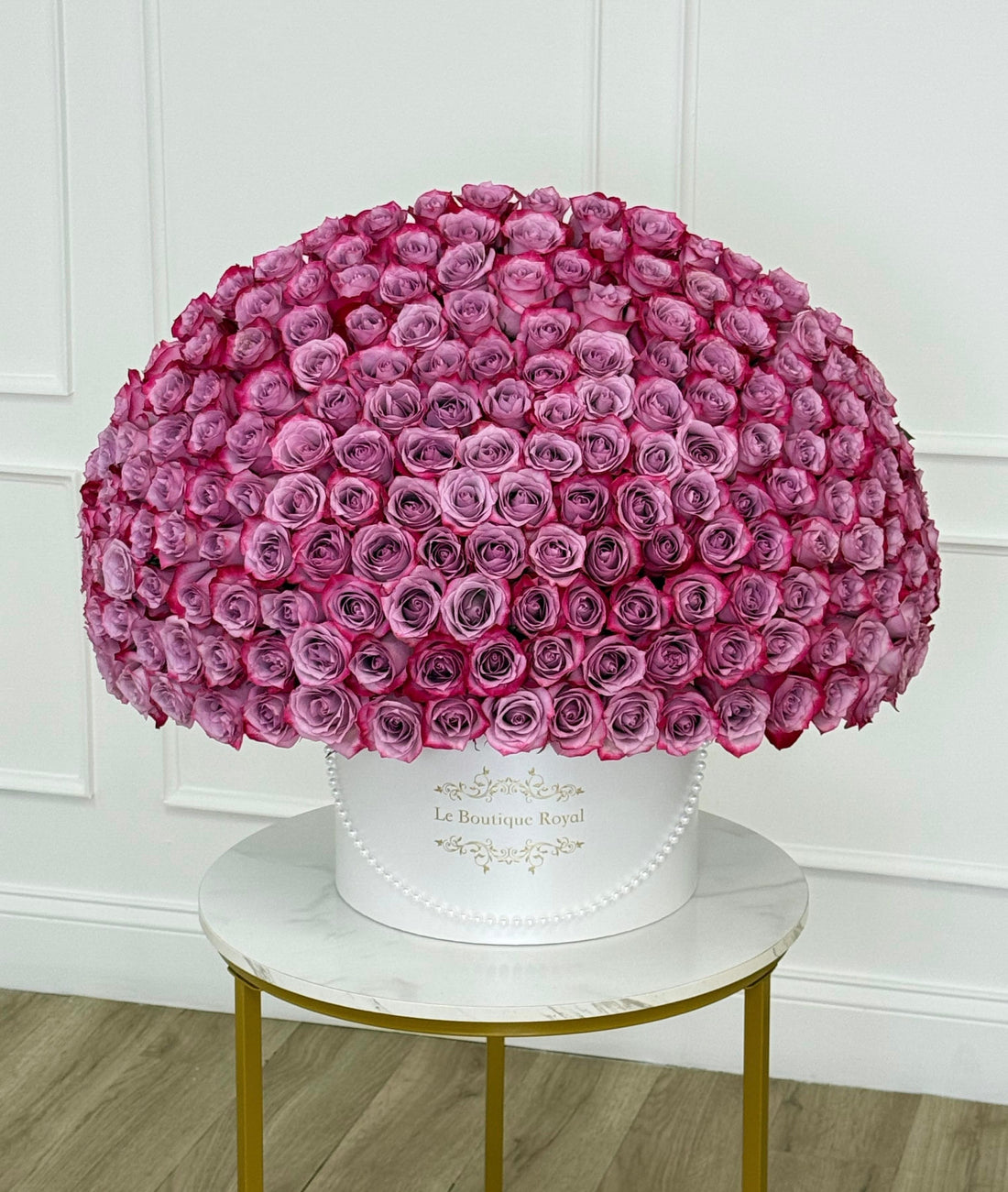 Rosas de color morado oscuro exclusivas