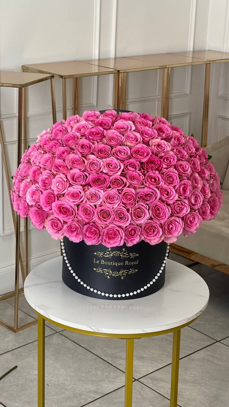 100 Rosas Rosadas en Caja Exclusiva – Arreglo Floral de Lujo | Le Boutique Royal