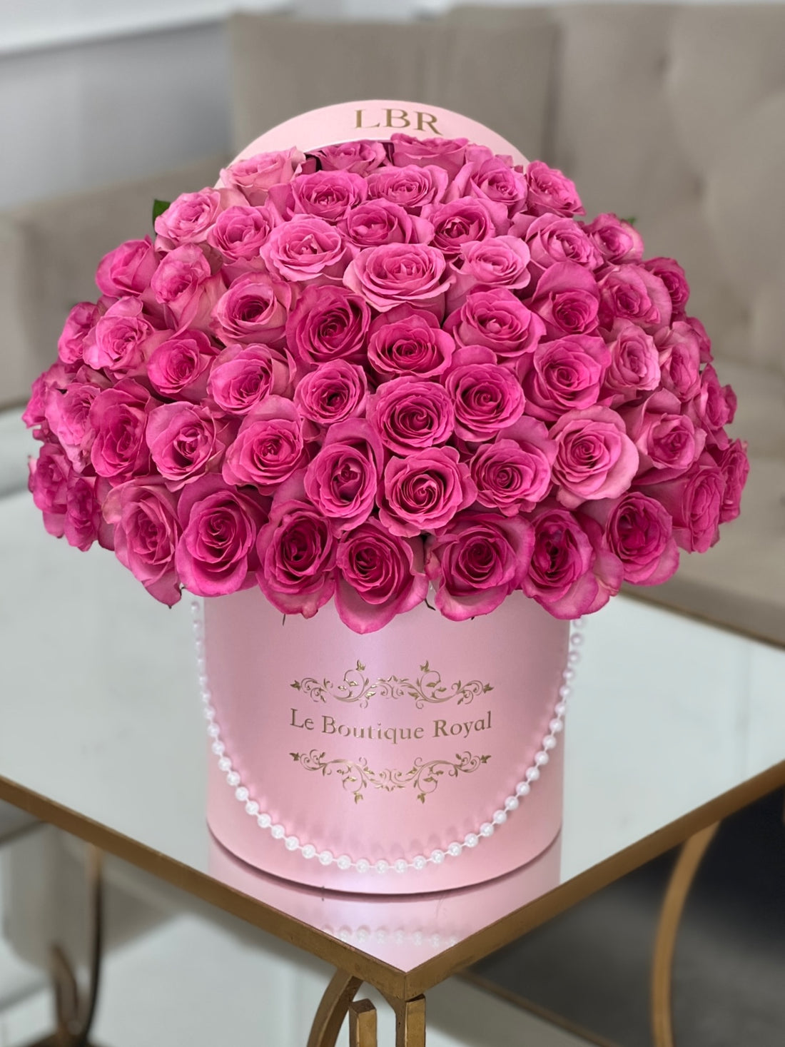 50 Rosas Rosadas en Caja Exclusiva – Arreglo Floral de Lujo | Le Boutique Royal