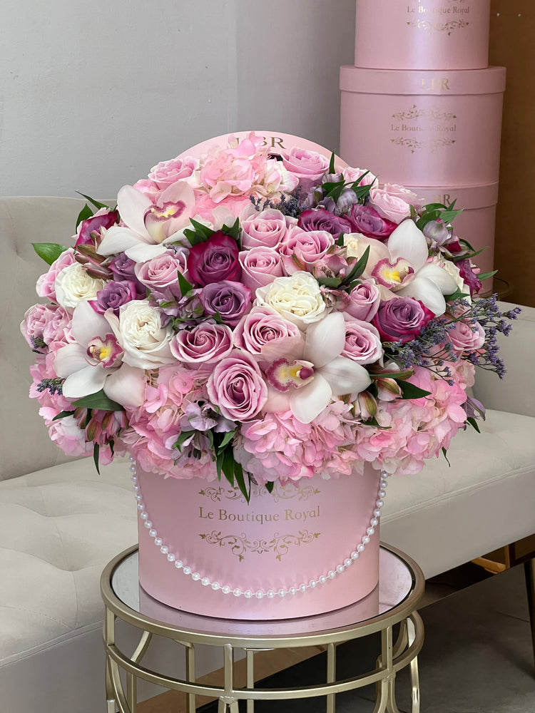 Flores rosadas con Orquídeas Arreglo Floral de Lujo Miami | Le Boutique Royal