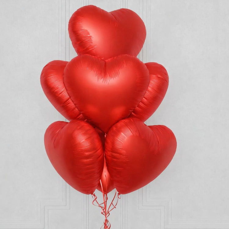 Le Boutique Royal ramo de globos rojos en forma de corazón